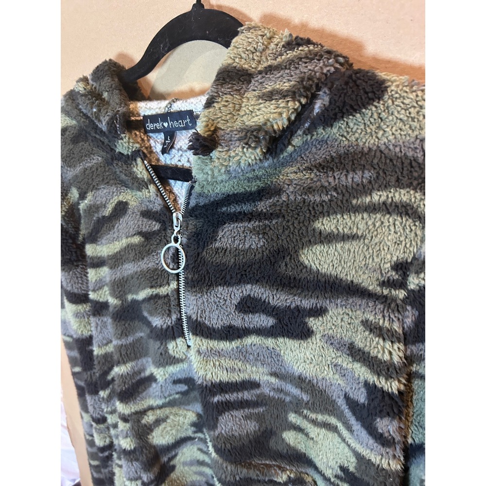 Derek Heart Camo Sherpa Hoodie Womens Large Green Grey Excellent Quarter Zip - Picture 3 of 6